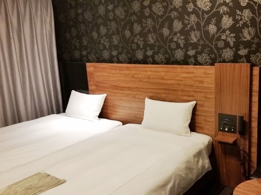 Hotel Villa Fontaine Tokyo-Shinjuku Экстерьер фото