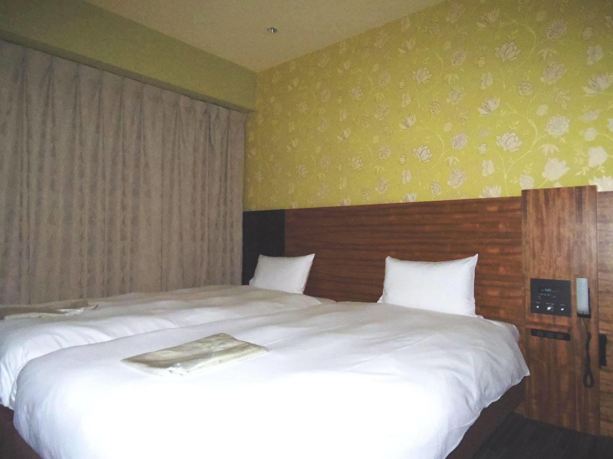 Hotel Villa Fontaine Tokyo-Shinjuku Экстерьер фото